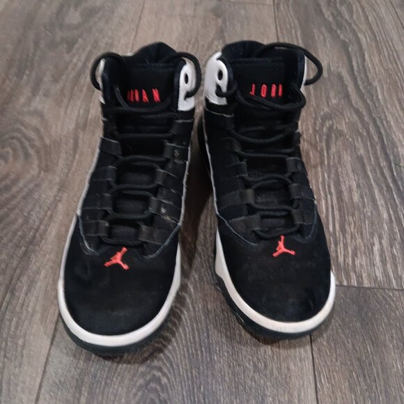 Nike Air Jordan Kids size 4 - Picture 1 of 8